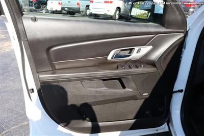 2017 GMC Terrain SLE-2  1owner vehicle! - Photo 10 - Roswell, GA 30075