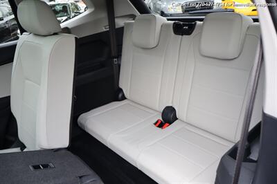 2019 Volkswagen Tiguan SEL  super clean inside and out! - Photo 23 - Roswell, GA 30075