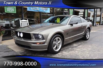 2005 Ford Mustang GT  original miles certified