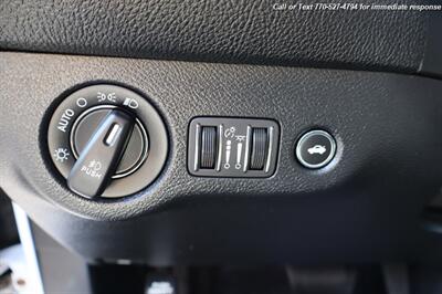 2017 Dodge Challenger SXT   - Photo 10 - Roswell, GA 30075