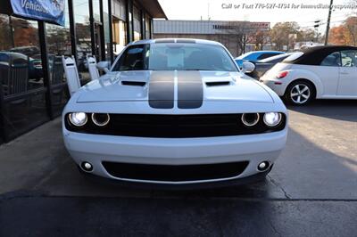 2017 Dodge Challenger SXT   - Photo 3 - Roswell, GA 30075