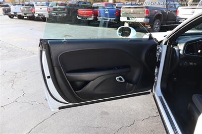 2017 Dodge Challenger SXT   - Photo 8 - Roswell, GA 30075