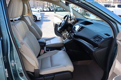 2016 Honda CR-V Touring  super clean inside and out! - Photo 26 - Roswell, GA 30075