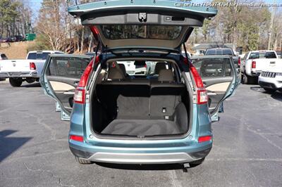 2016 Honda CR-V Touring  super clean inside and out! - Photo 32 - Roswell, GA 30075