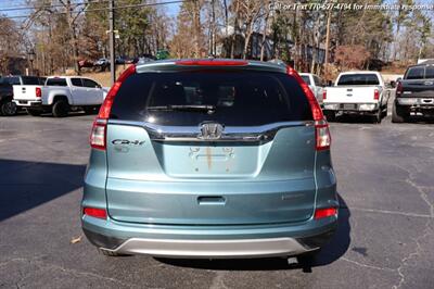 2016 Honda CR-V Touring  super clean inside and out! - Photo 7 - Roswell, GA 30075
