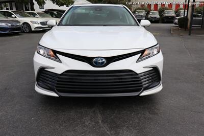 2021 Toyota Camry Hybrid LE  Extra Clean Inside & out! - Photo 3 - Roswell, GA 30075