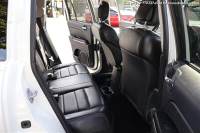 2010 Jeep Compass Limited   - Photo 22 - Roswell, GA 30075