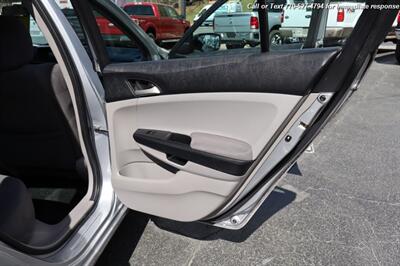 2011 Honda Accord LX-P   - Photo 22 - Roswell, GA 30075