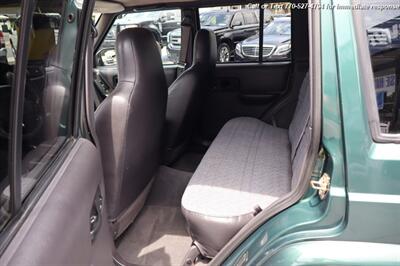 2001 Jeep Cherokee Sport   - Photo 15 - Roswell, GA 30075