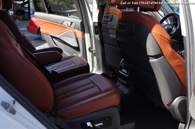 2019 BMW X7 xDrive50i   - Photo 29 - Roswell, GA 30075