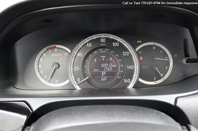 2016 Honda Accord LX  super clean inside and out! free smoke - Photo 11 - Roswell, GA 30075