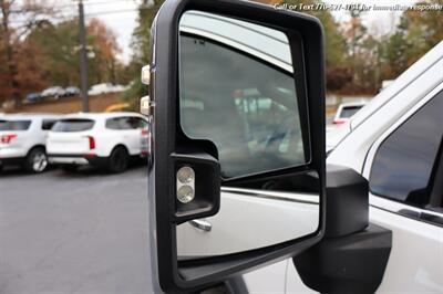 2021 GMC Sierra 2500HD Denali  Extra Clean Inside & out! - Photo 12 - Roswell, GA 30075