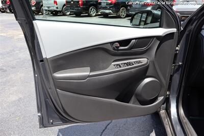 2019 Hyundai Kona SEL  good on gas saver! - Photo 10 - Roswell, GA 30075
