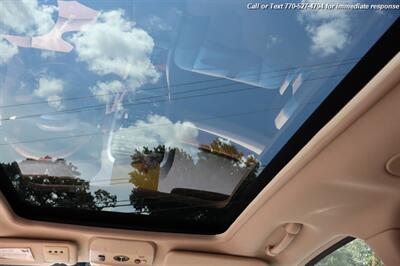 2007 Cadillac SRX V6  1OWNER VEHICLE - Photo 23 - Roswell, GA 30075