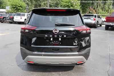 2022 Nissan Rogue SV  super clean inside and out! - Photo 7 - Roswell, GA 30075