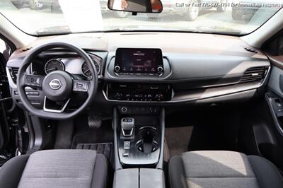2022 Nissan Rogue SV  super clean inside and out! - Photo 23 - Roswell, GA 30075