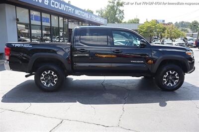 2019 Toyota Tacoma TRD OFF ROAD! SR5 V6  super clean inside and out! - Photo 5 - Roswell, GA 30075