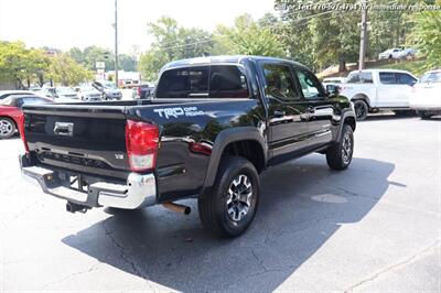 2019 Toyota Tacoma TRD OFF ROAD! SR5 V6  super clean inside and out! - Photo 6 - Roswell, GA 30075