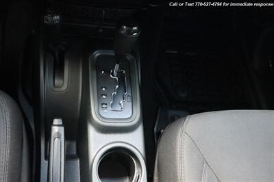 2017 Jeep Wrangler Unlimited Sport   - Photo 22 - Roswell, GA 30075