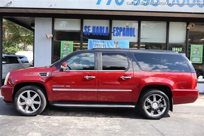 2011 Cadillac Escalade ESV Luxury   - Photo 2 - Roswell, GA 30075