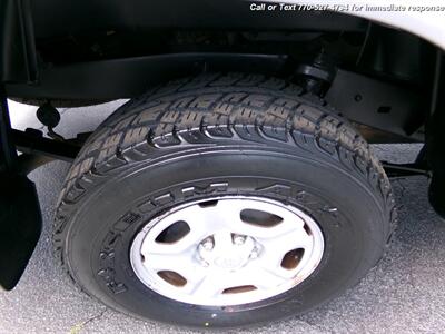 2008 Toyota Tacoma LE  MANUAL TRANSMISION! & 4brand new tires! - Photo 10 - Roswell, GA 30075