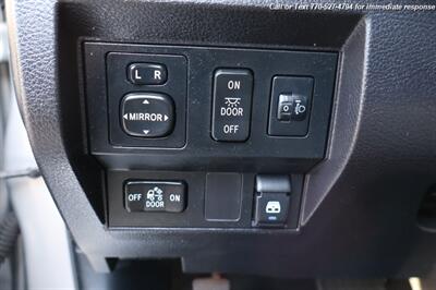 2015 Toyota Tundra SR5   - Photo 14 - Roswell, GA 30075