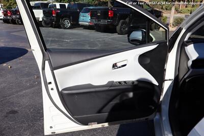 2017 Toyota Prius Four   - Photo 10 - Roswell, GA 30075