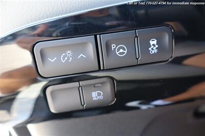 2017 Toyota Prius Four   - Photo 11 - Roswell, GA 30075