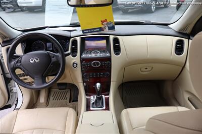 2016 INFINITI QX50  super clean inside and out! - Photo 23 - Roswell, GA 30075