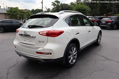 2016 INFINITI QX50  super clean inside and out! - Photo 6 - Roswell, GA 30075