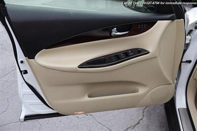2016 INFINITI QX50  super clean inside and out! - Photo 11 - Roswell, GA 30075