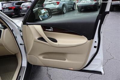 2016 INFINITI QX50  super clean inside and out! - Photo 25 - Roswell, GA 30075