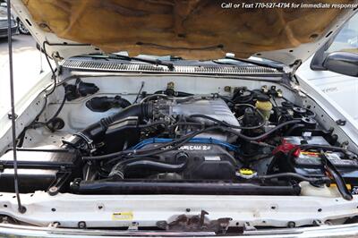 1996 Toyota Tacoma Extended Cab  4x4 super clean inside and out! - Photo 22 - Roswell, GA 30075