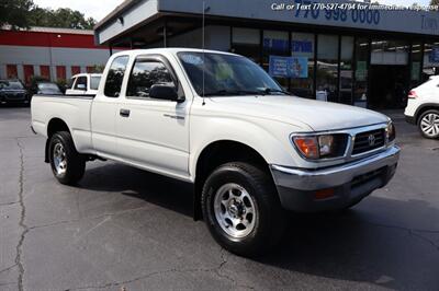 1996 Toyota Tacoma Extended Cab  4x4 super clean inside and out! - Photo 4 - Roswell, GA 30075