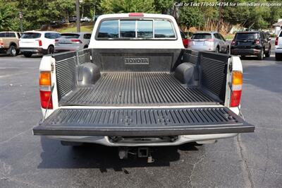 1996 Toyota Tacoma Extended Cab  4x4 super clean inside and out! - Photo 9 - Roswell, GA 30075