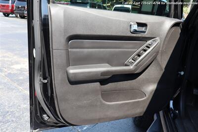 2009 Hummer H3T   - Photo 13 - Roswell, GA 30075