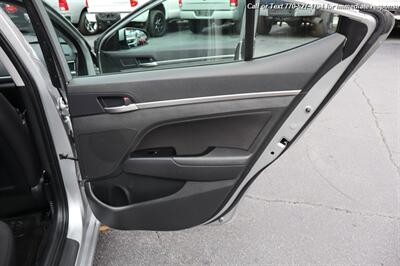 2020 Hyundai Elantra SEL   - Photo 28 - Roswell, GA 30075