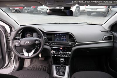 2020 Hyundai Elantra SEL   - Photo 24 - Roswell, GA 30075