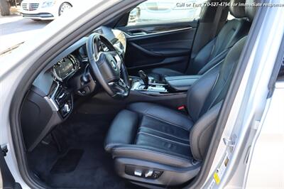 2018 BMW 5 Series 530i   - Photo 10 - Roswell, GA 30075