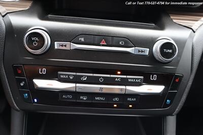 2020 Ford Explorer Limited   - Photo 17 - Roswell, GA 30075