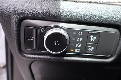 2020 Ford Explorer Limited   - Photo 11 - Roswell, GA 30075