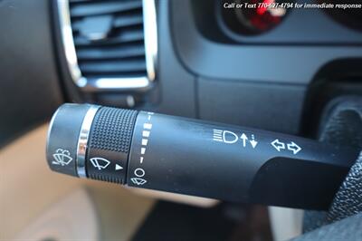 2012 GMC Acadia SLT-2   - Photo 13 - Roswell, GA 30075