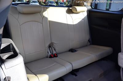 2012 GMC Acadia SLT-2   - Photo 29 - Roswell, GA 30075