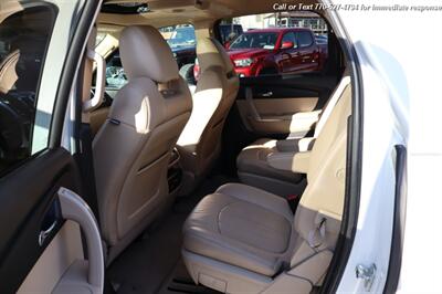 2012 GMC Acadia SLT-2   - Photo 20 - Roswell, GA 30075