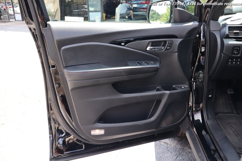 2022 Honda Ridgeline Black Edition photo 11