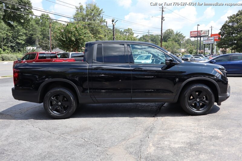 2022 Honda Ridgeline Black Edition photo 4