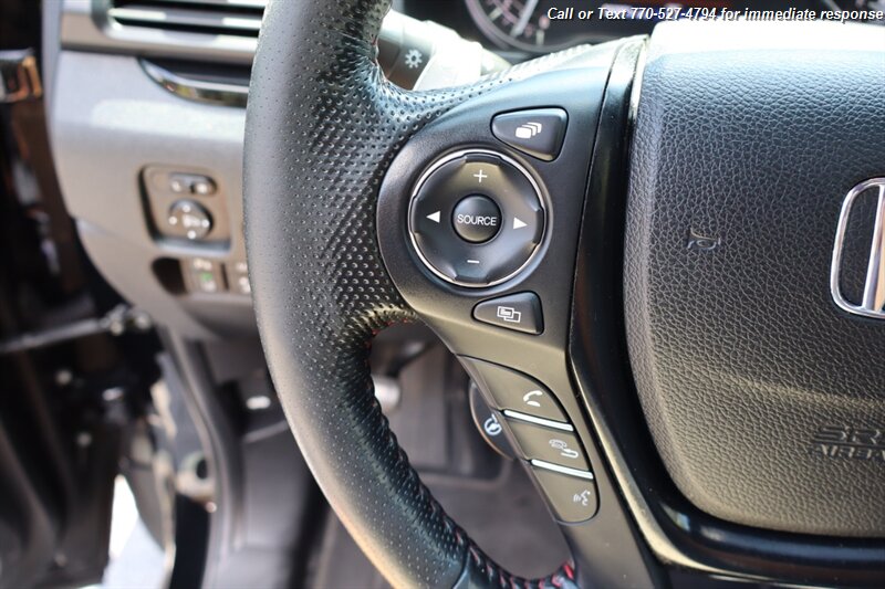 2022 Honda Ridgeline Black Edition photo 15