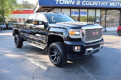 2017 GMC Sierra 2500HD Denali  super clean inside and out! - Photo 4 - Roswell, GA 30075