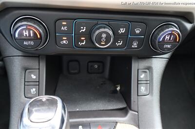 2017 GMC Acadia Denali   - Photo 19 - Roswell, GA 30075