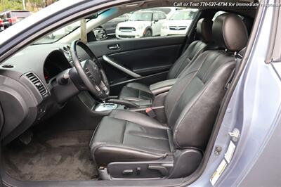 2012 Nissan Altima 3.5 SR   - Photo 9 - Roswell, GA 30075